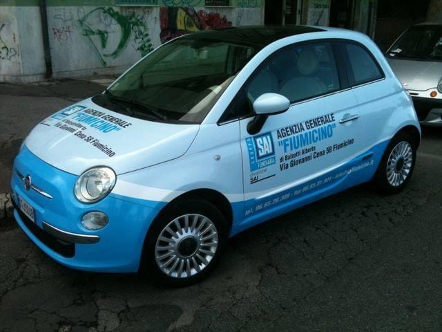 Decorazione veicolo aziendale car wrapping